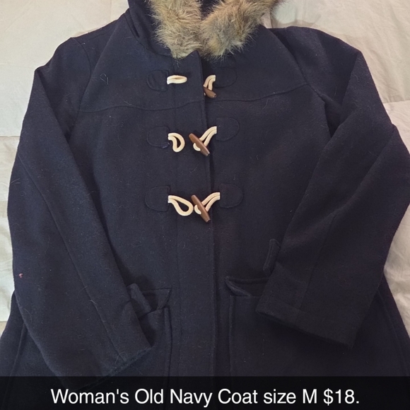 Old Navy Jackets & Blazers - Old Navy Women's Black Pea Coat with Faux Fur